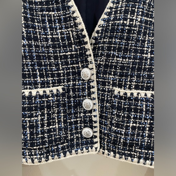 Veronica Beard Navy and White Tweed Embroidered Button Up Blazer Size 6 - Picture 3 of 13